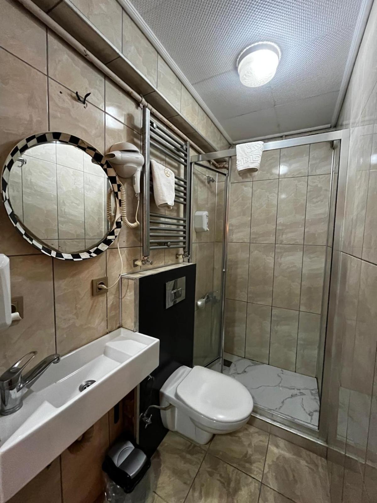 Grand Onur Hotel Istambul Exterior foto